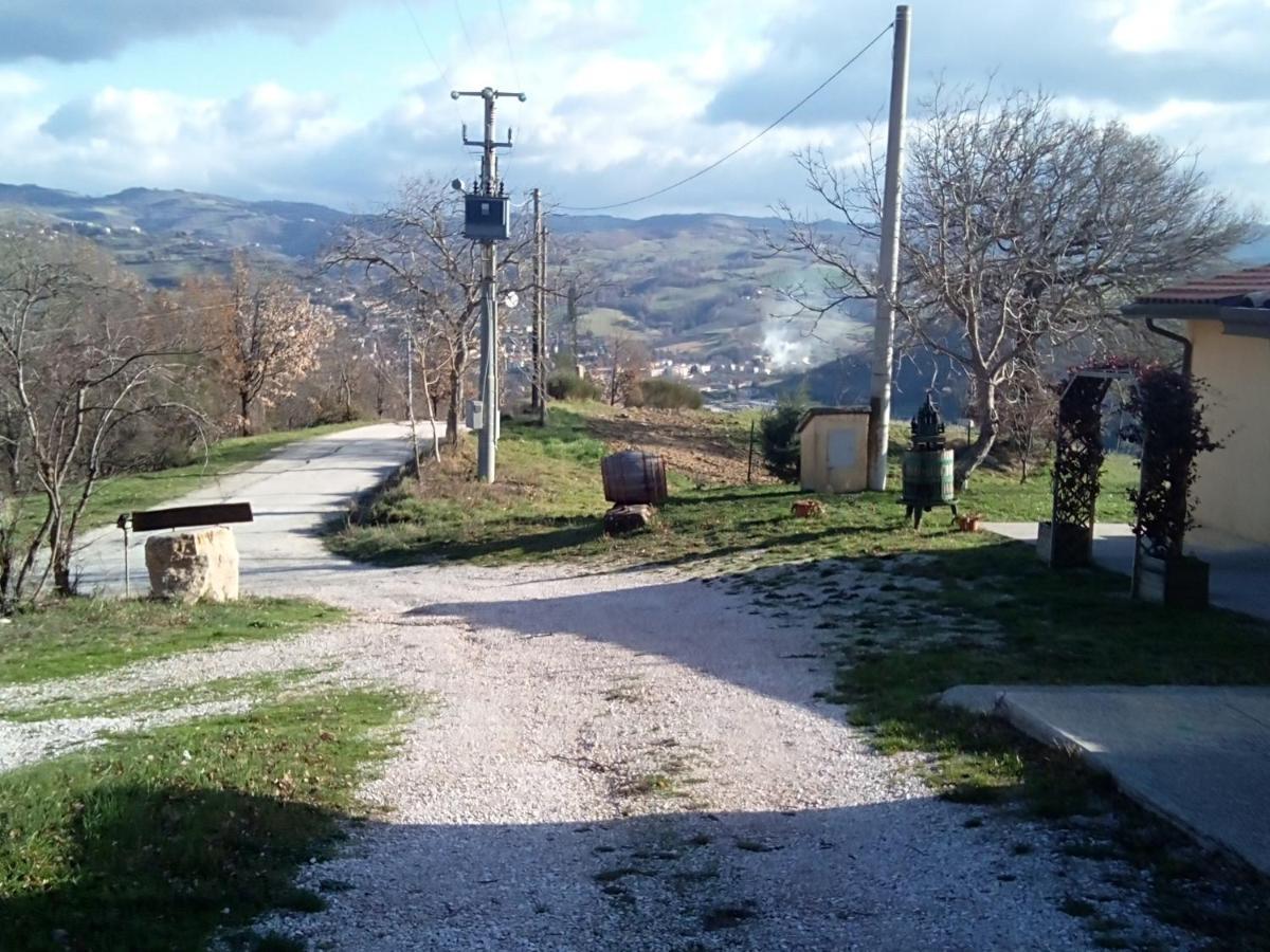 Agriturismo Il Viandante Valfabbrica Екстериор снимка